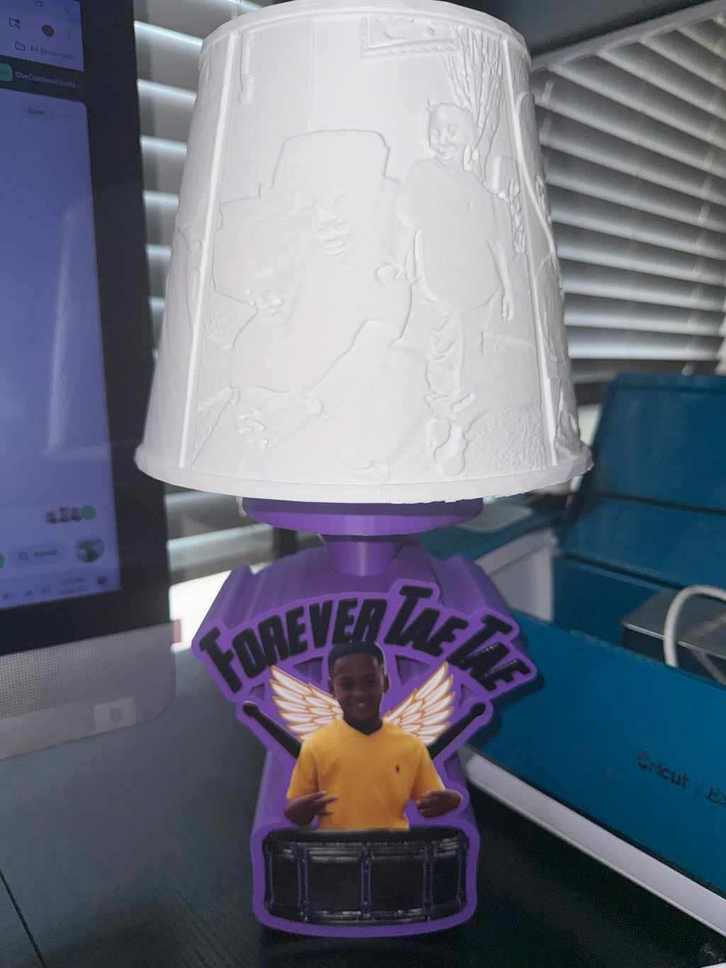 Custom 3D Photo Lamp | Personalized LED Memory Lamp | Luxury Designer Style Lamp Available
